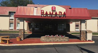 Ramada by Wyndham Albert Lea