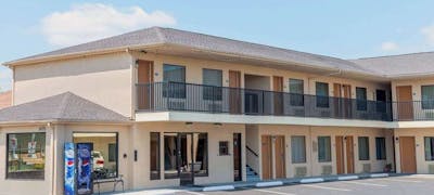 Days Inn St Robert Waynesville