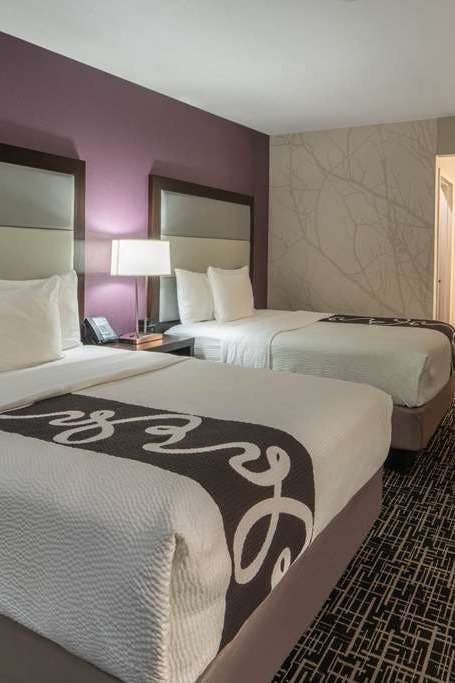 Hotel La Quinta Inn by Wyndham Fort Collins photo 2