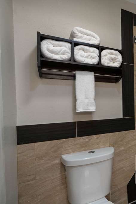 Hotel La Quinta Inn by Wyndham Fort Collins photo 4