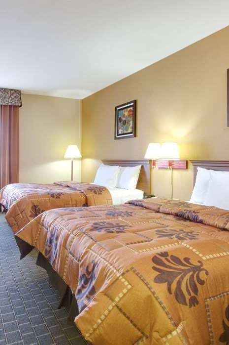Hotel Days Inn by Wyndham Mesquite Rodeo TX photo 2