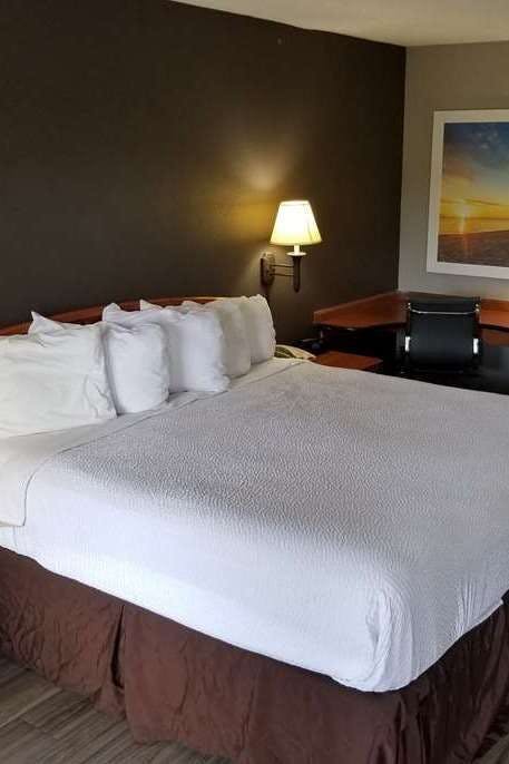 Hotel Days Inn by Wyndham Wilson photo 2