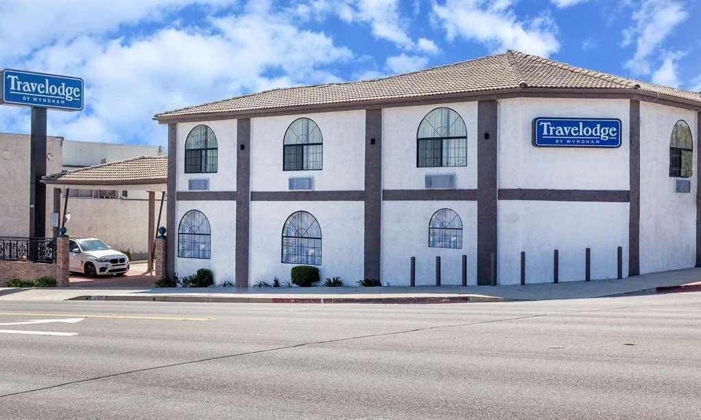 Travelodge by Wyndham Harbor City