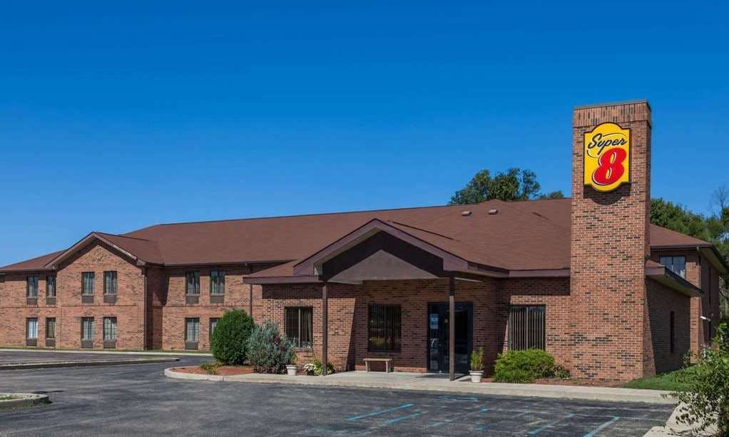 Super 8 by Wyndham Rochester