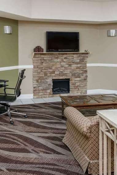 Hotel Super 8 by Wyndham Rochester photo 3