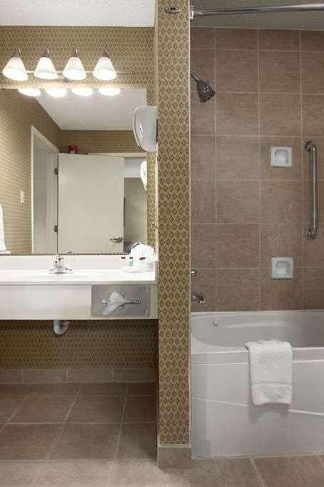 Hotel Ramada Del Rio photo 4