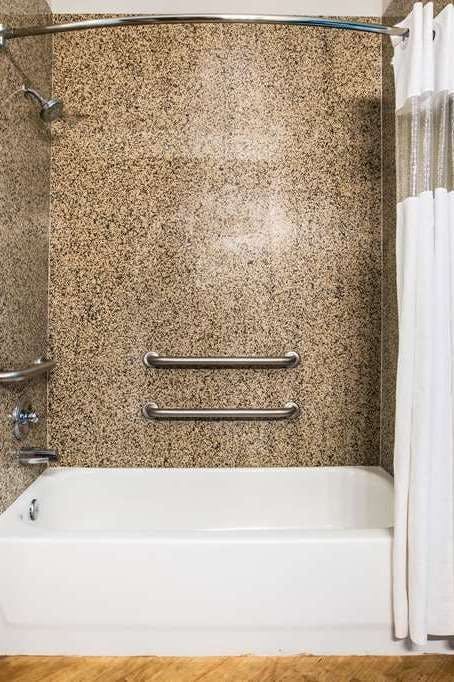 Hotel La Quinta Inn & Suites by Wyndham Brownwood photo 4