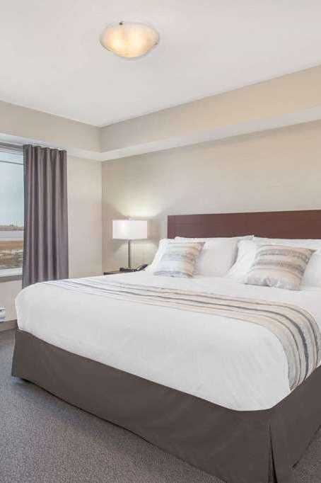 Hotel Ramada by Wyndham Grassland photo 1