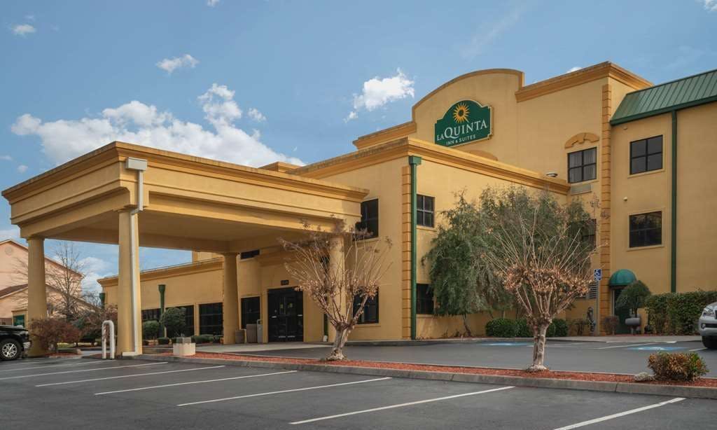 La Quinta Inn & Suites by Wyndham Knoxville East