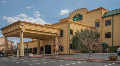 La Quinta Inn & Suites by Wyndham Knoxville East