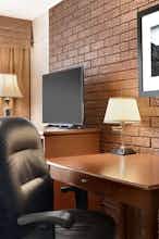 Hotel Travelodge Simcoe ON photo 4