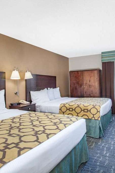 Hotel Baymont by Wyndham Saraland photo 2