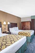 Hotel Baymont Inn Suites Saraland photo 2
