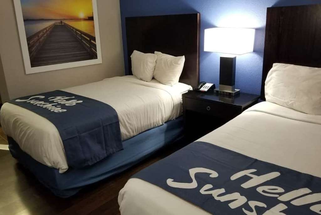 Hotel Days Inn by Wyndham Thomson photo 2