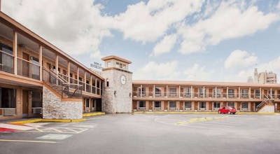 Days Inn by Wyndham San Antonio Alamo/Riverwalk
