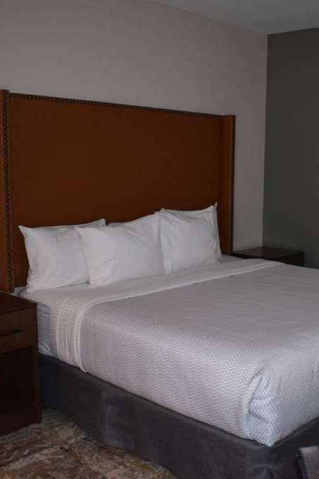 Hotel La Quinta Inn & Suites by Wyndham Flagstaff East I-40 photo 1