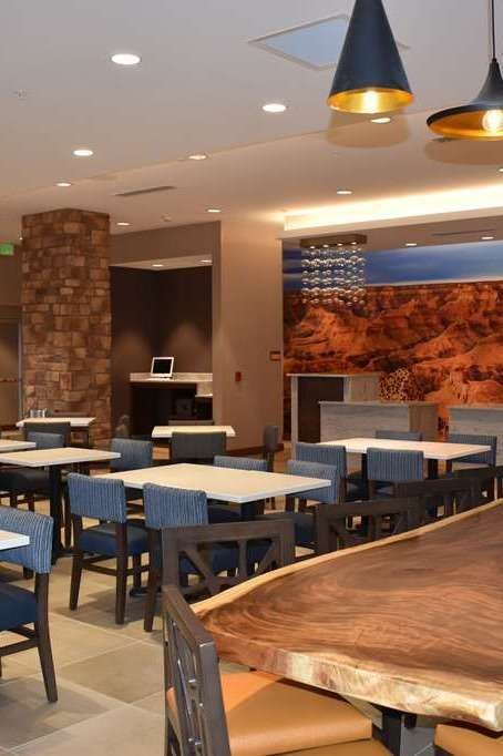 Hotel La Quinta Inn & Suites by Wyndham Flagstaff East I-40 photo 3