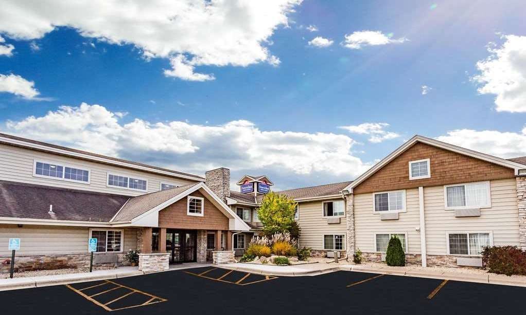 AmericInn by Wyndham Hotel and Suites Long Lake