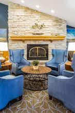 Hotel AmericInn by Wyndham Hotel and Suites Long Lake photo 5