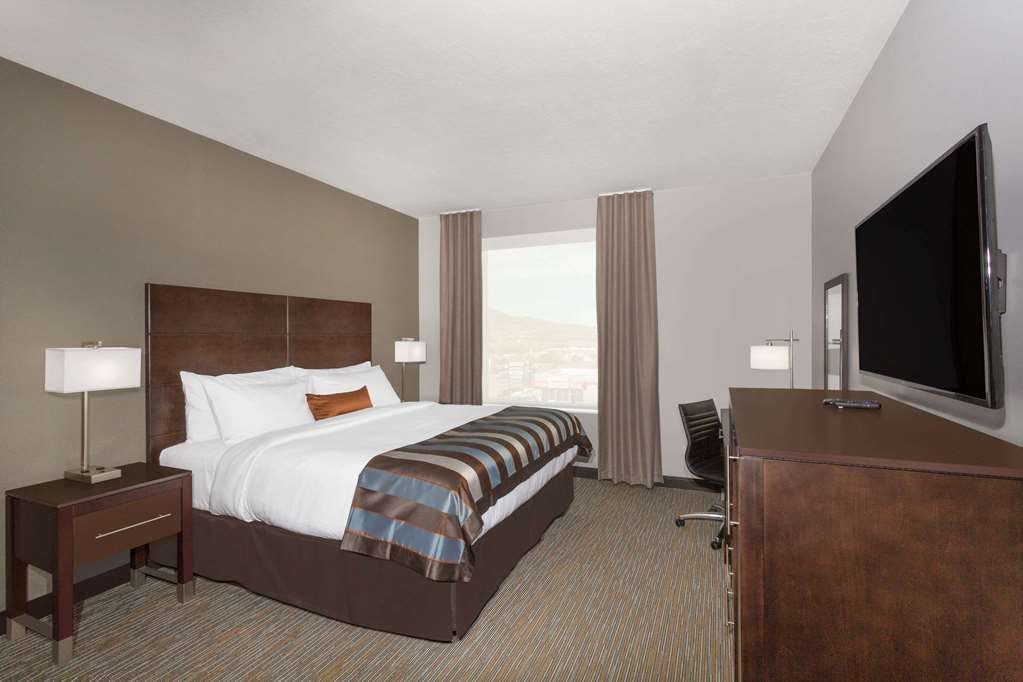 Hotel Wingate by Wyndham Hurricane/Zion National Park photo 3