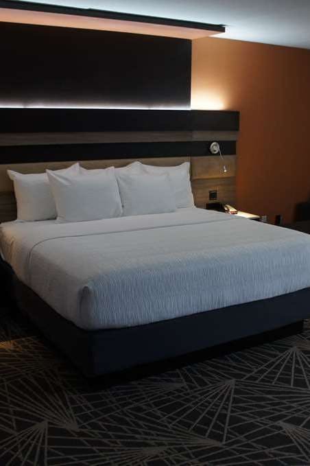 Hotel La Quinta Inn & Suites by Wyndham Branson photo 1