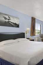 Hotel Super 8 Washington photo 1