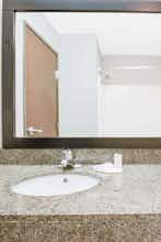 Hotel Super 8 Monett photo 5