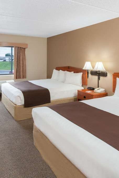 Hotel AmericInn Greenville photo 2