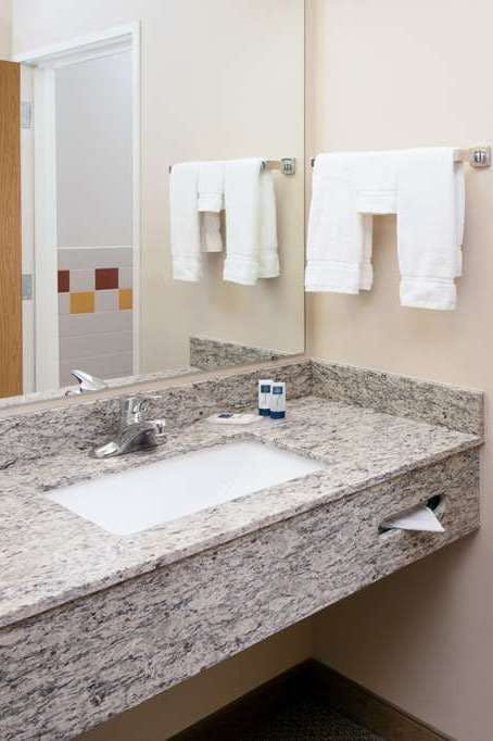 Hotel AmericInn Greenville photo 4