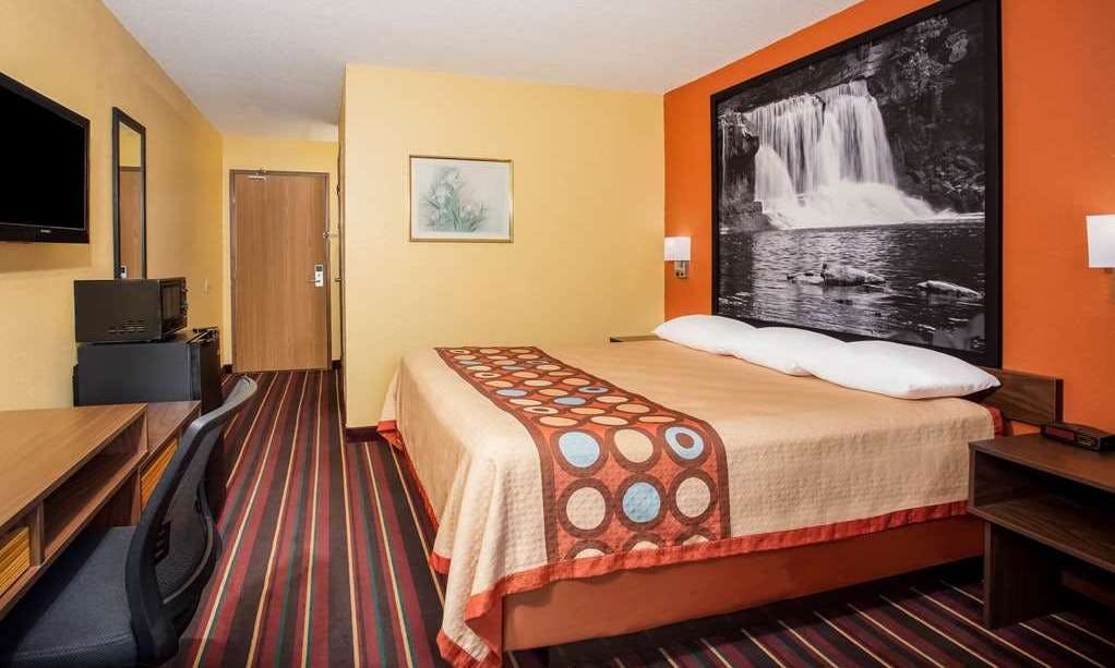 Super 8 by Wyndham Crawfordsville