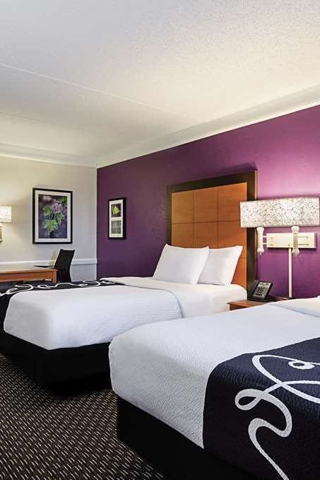 Hotel La Quinta Inn by Wyndham and Conference Center San Angelo photo 2