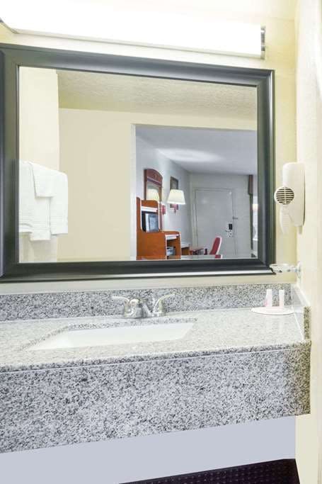 Hotel Days Inn by Wyndham Paintsville photo 4