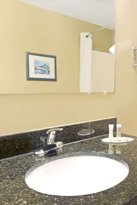 Hotel Super 8 St Clair MO photo 2