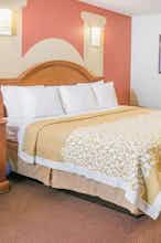 Hotel Days Inn by Wyndham Bastrop photo 1