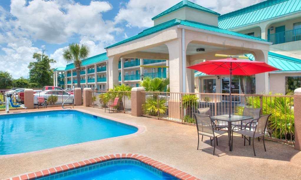 Days Inn by Wyndham Gulfport