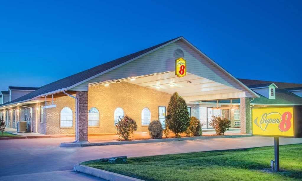 Super 8 by Wyndham Big Cabin/Vinita Area