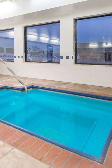 Hotel Super 8 by Wyndham Big Cabin/Vinita Area photo 5