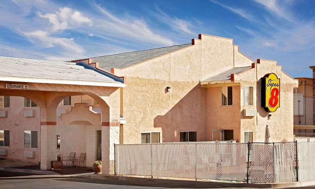 Super 8 by Wyndham Yucca Val/Joshua Tree Nat Pk Area