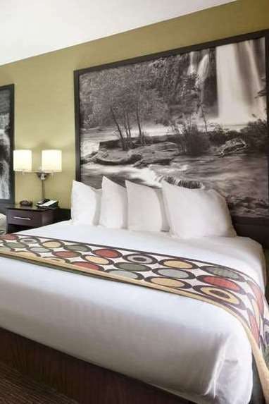 Hotel Super 8 by Wyndham NAU/Downtown Conference Center photo 2