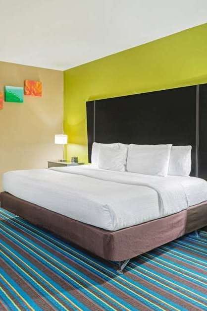 Hotel La Quinta Inn & Suites by Wyndham Muskogee photo 1