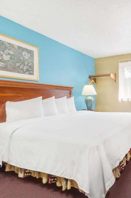 Hotel Baymont I S Huber Hts/Dayton photo 1