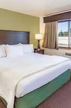 Hotel AmericInn Hampton photo 2