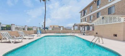 Super 8 Lake Havasu City AZ