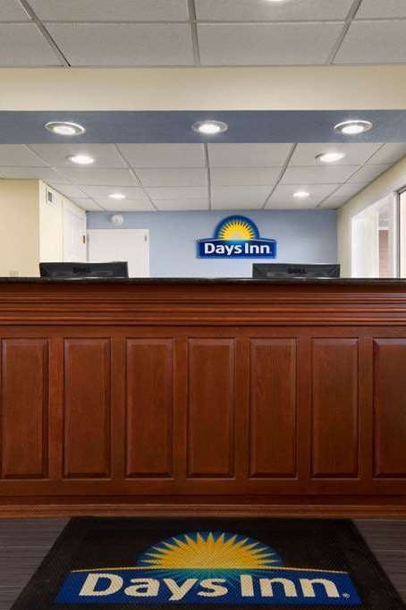 Hotel Days Inn Jacksonville NC photo 4