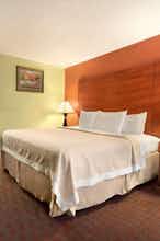 Hotel Days Inn Jacksonville NC photo 1