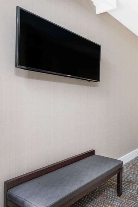 Hotel Wingate by Wyndham Niagara Falls photo 4