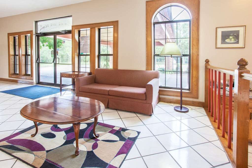 Hotel Super 8 by Wyndham Atchison photo 5