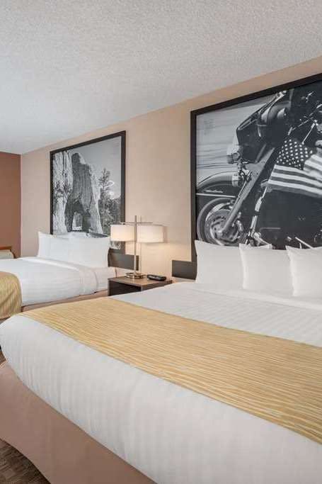 Hotel Super 8 by Wyndham Sturgis photo 2