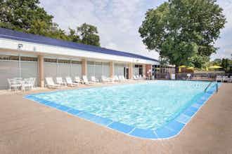Hotel Days Inn Dubuque photo 5