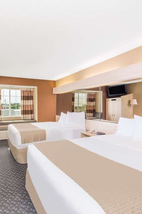 Hotel Microtel Independence photo 3